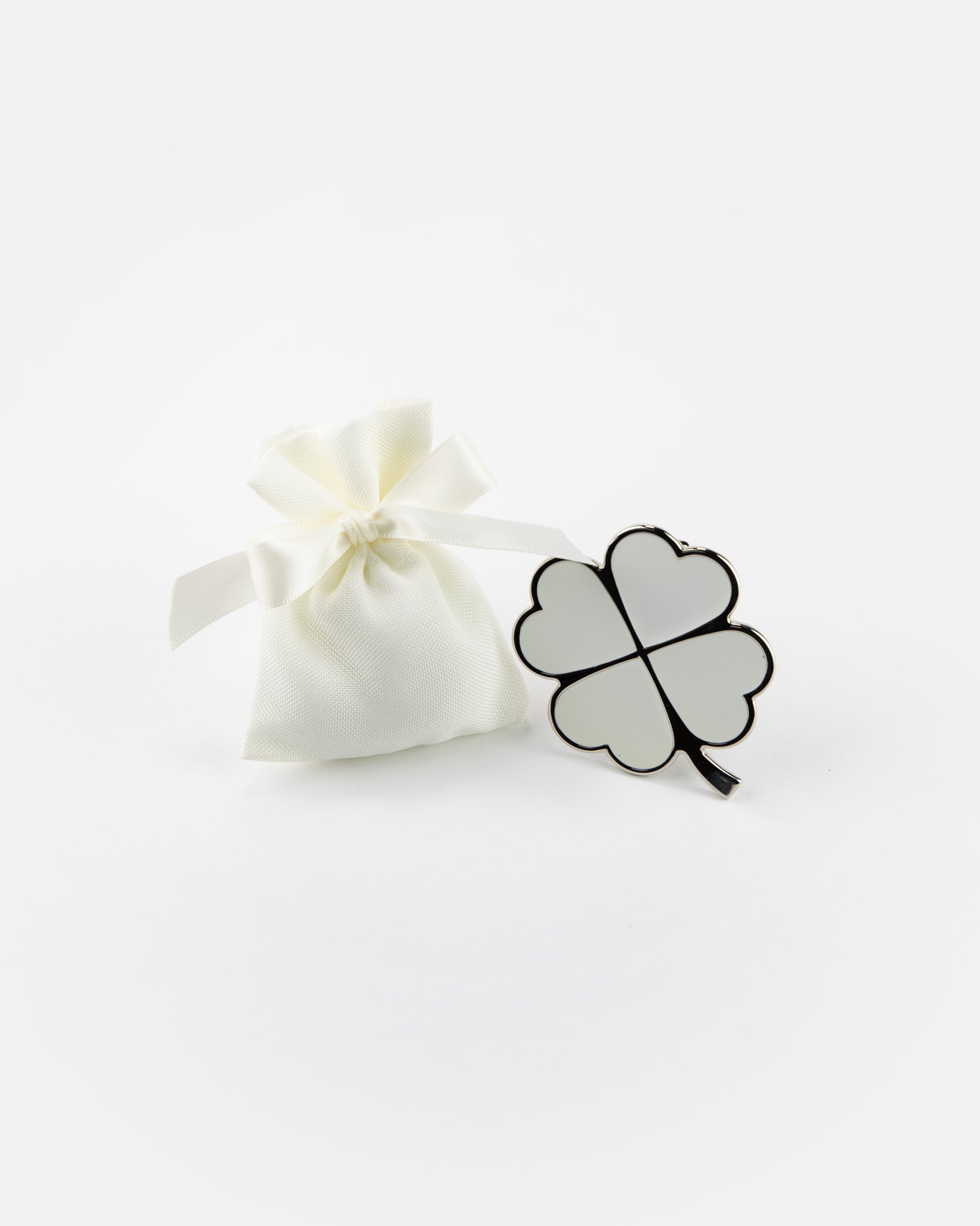 Clip quadrifoglio